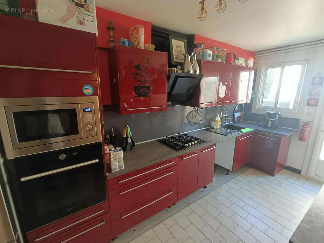 Maison à MESNARD-LA-BAROTIERE