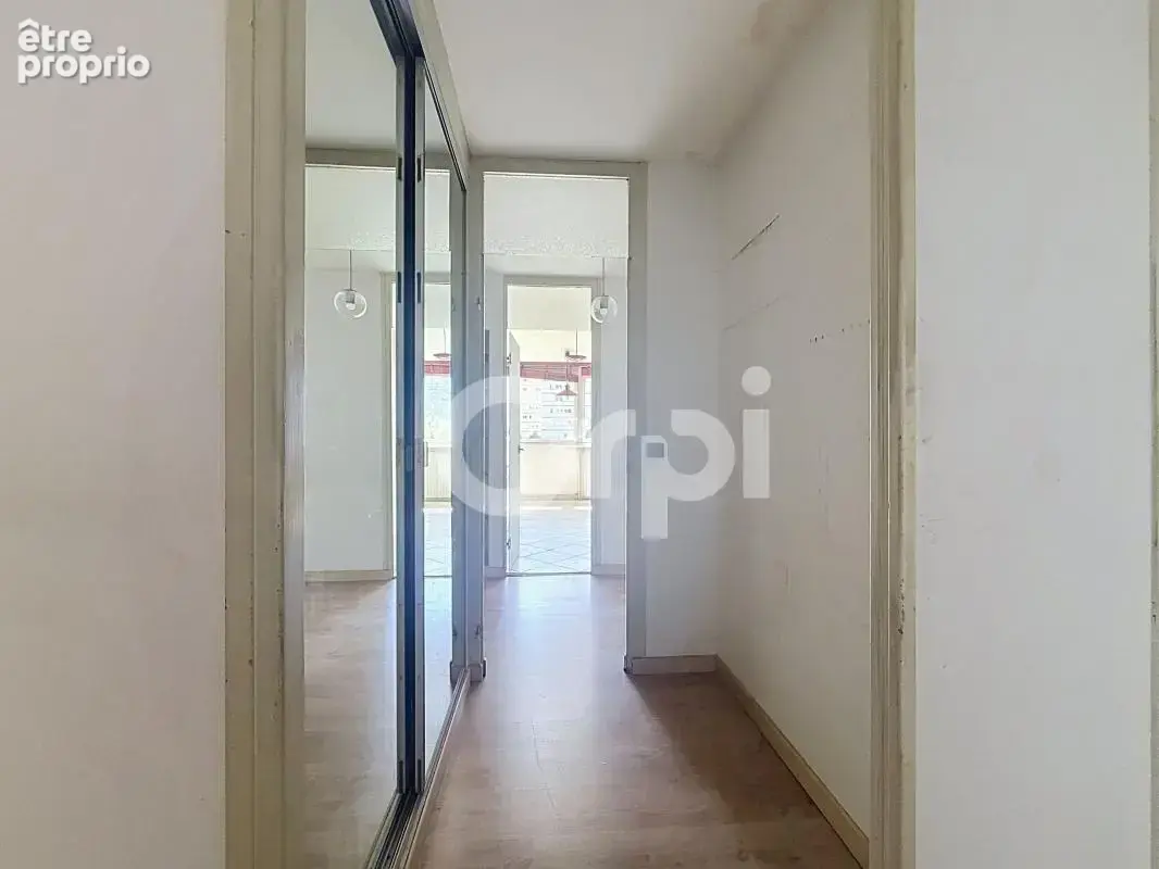 Appartement T4 + Garage À Vendre - photo 5
