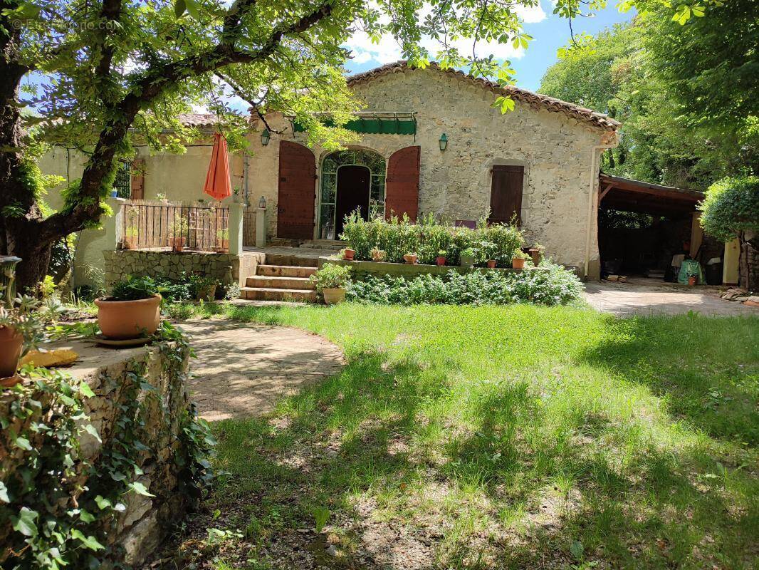 Maison à BOISSET-ET-GAUJAC