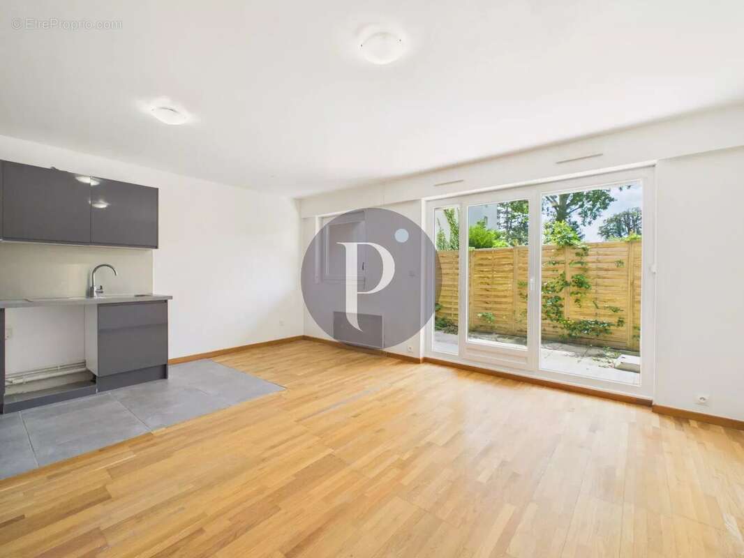 Appartement à VERRIERES-LE-BUISSON