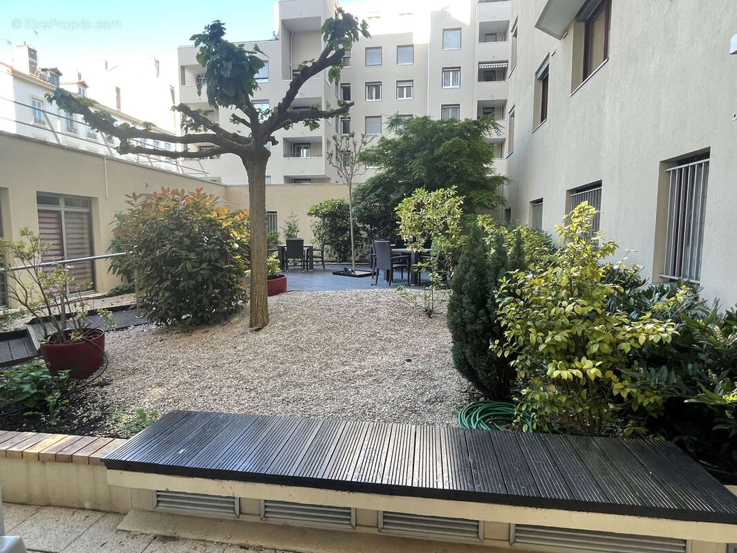 Appartement à LYON-6E