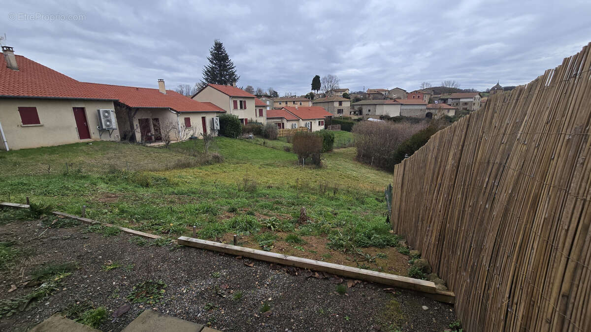 Maison à LONGESSAIGNE