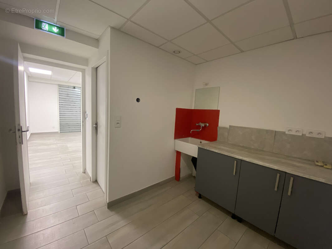 Commerce à SANARY-SUR-MER