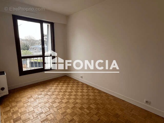 Appartement à VERSAILLES