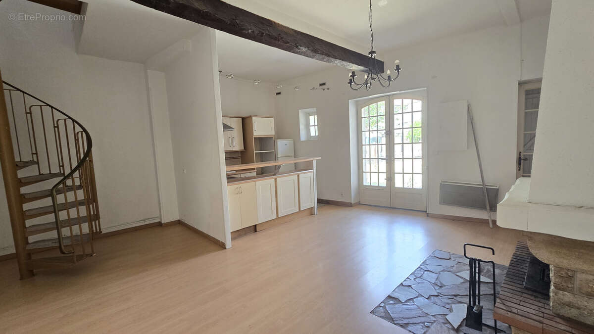 Appartement à ROCHEFORT-EN-YVELINES
