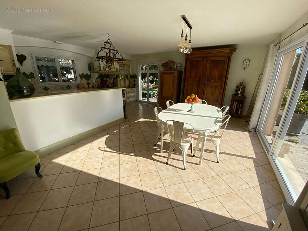 Maison à FENAY