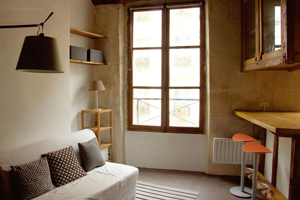 Appartement à PARIS-4E