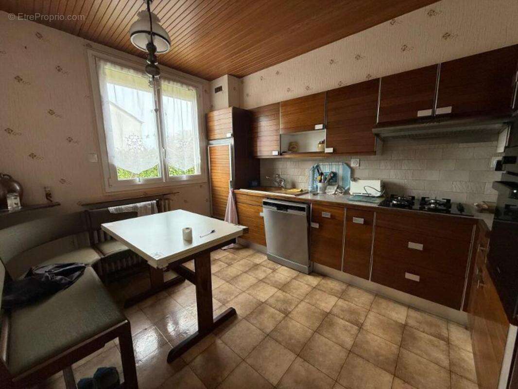 Maison à CHENY