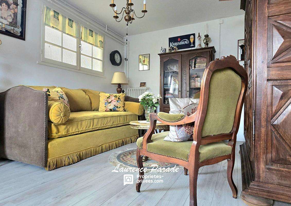 Maison à MONTPON-MENESTEROL