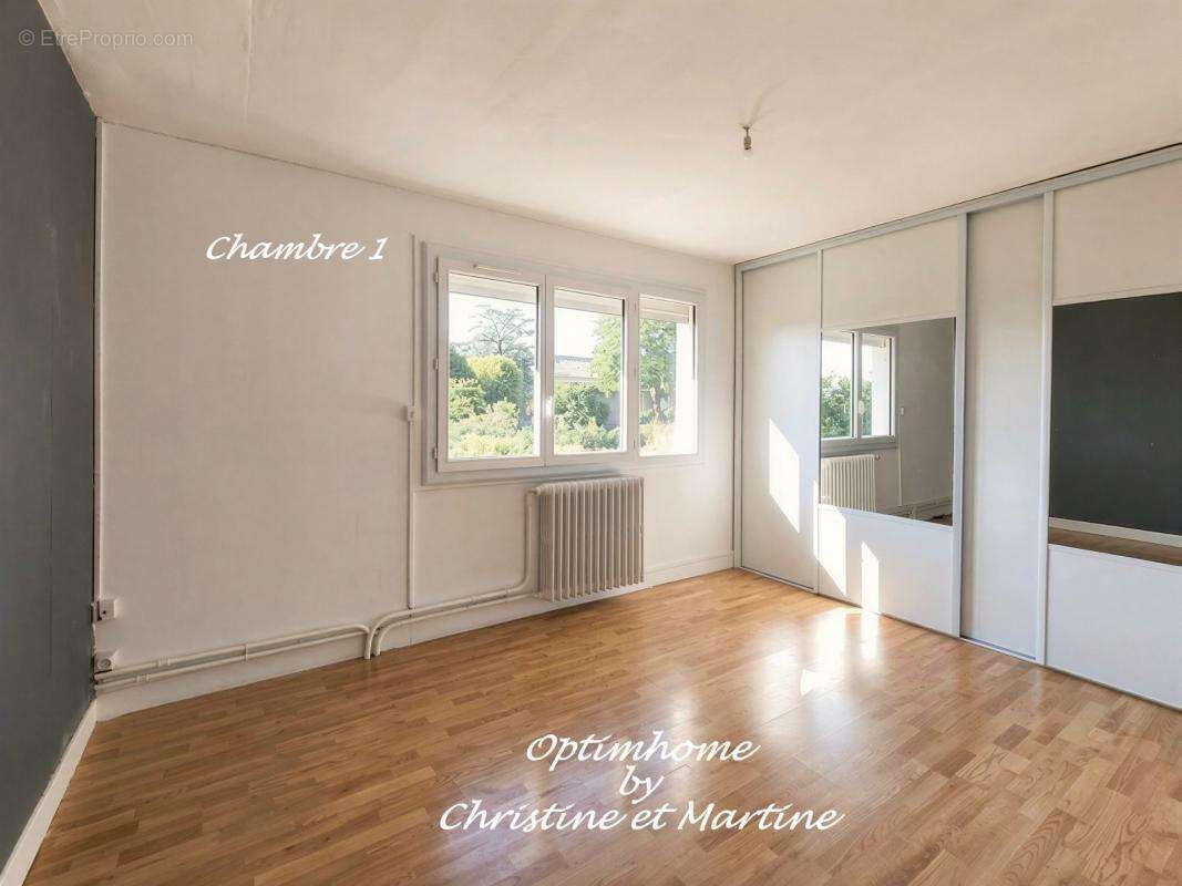 Maison à rénover à Blanzat – 3 chambres, garage, pièces annexes et terrain de 477 m² - photo 13