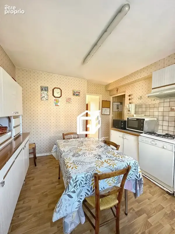 Maison familliale de Type 6 - photo 4