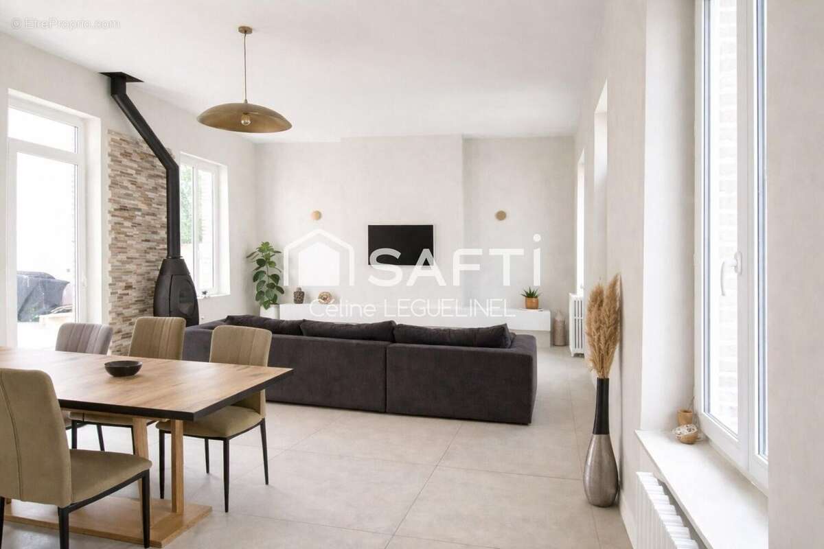 Photo 3 - Maison à MAULETTE