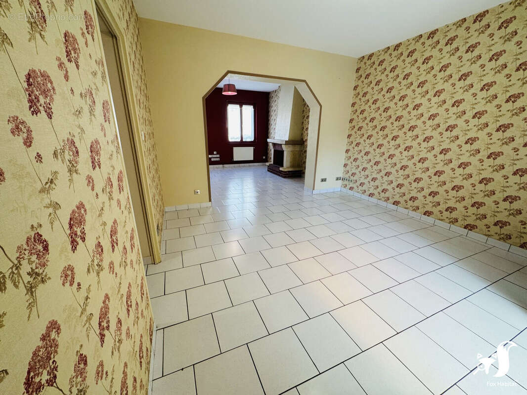 Maison à NEUVILLE-SAINT-REMY