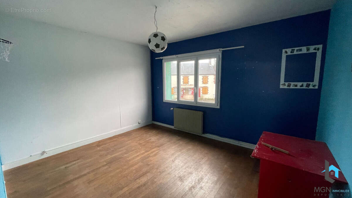 Appartement à ALLUYES