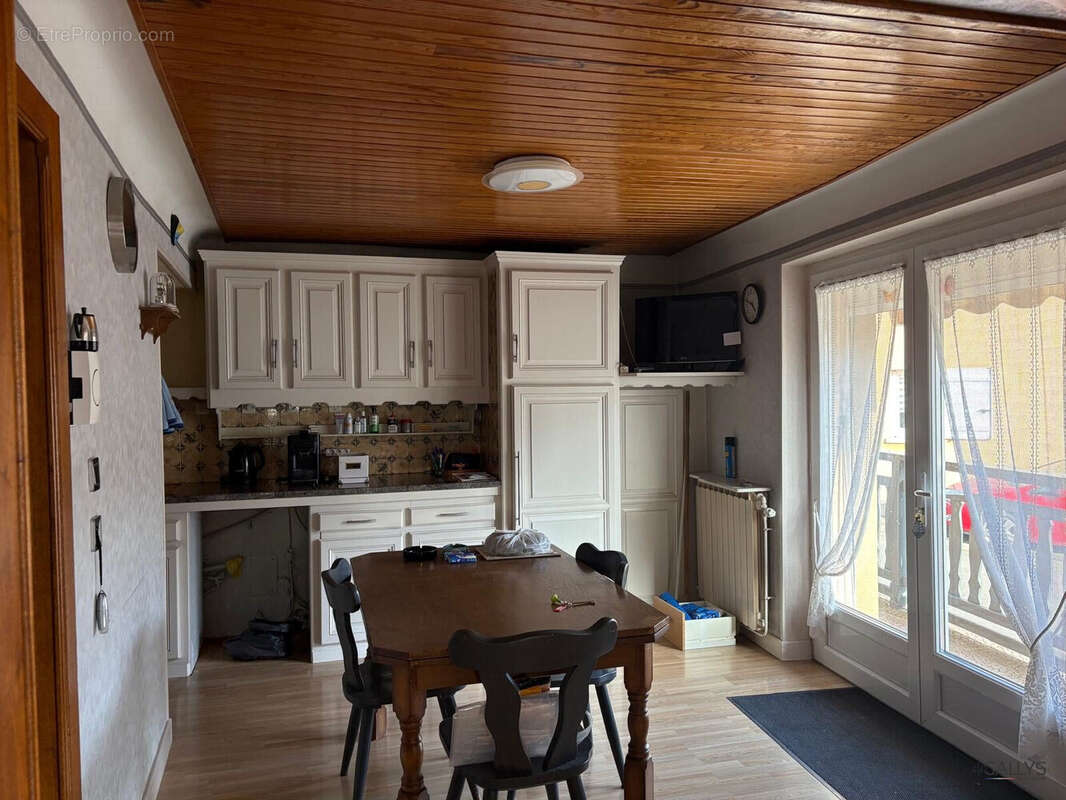 Maison à COURCELLES-CHAUSSY