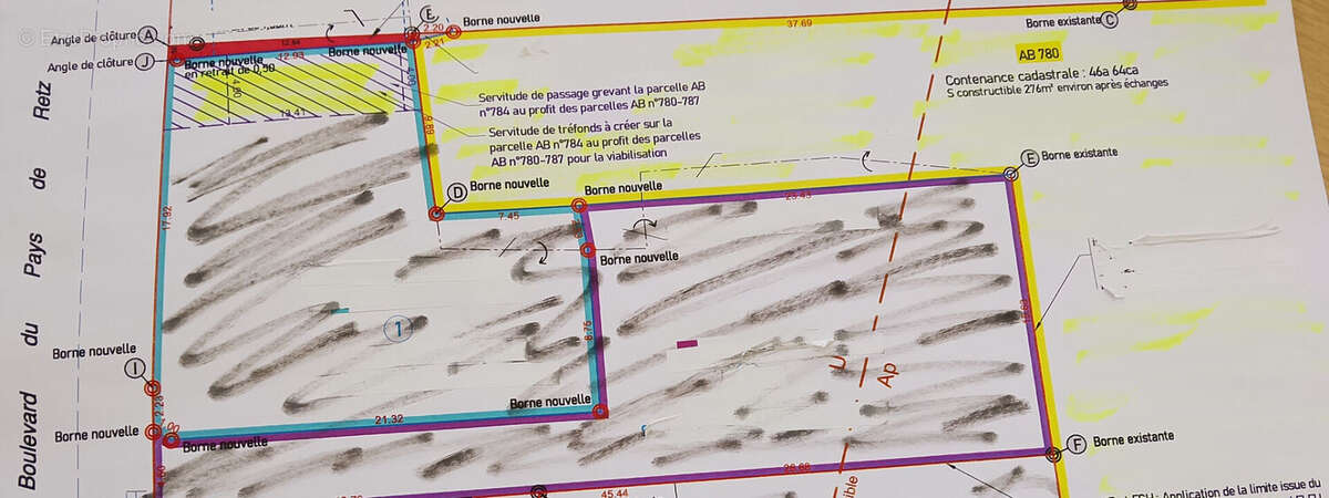 Terrain à LA PLAINE-SUR-MER