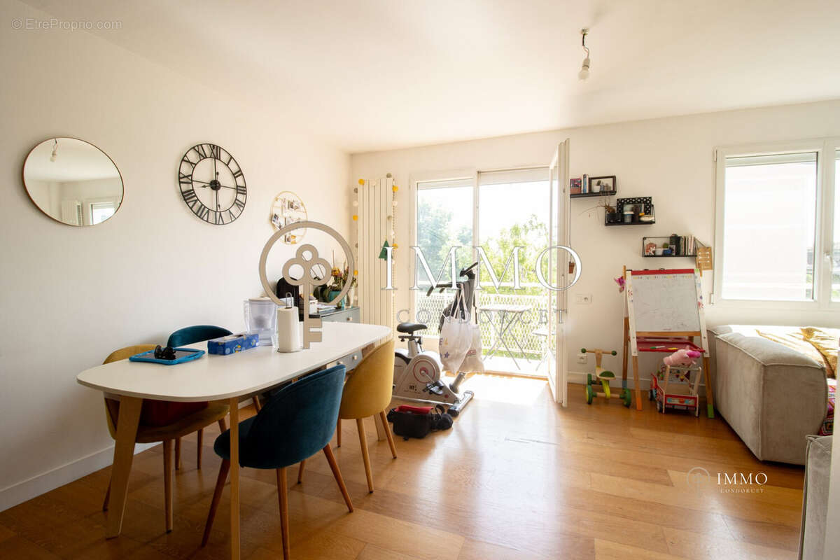 Appartement à BOURG-LA-REINE