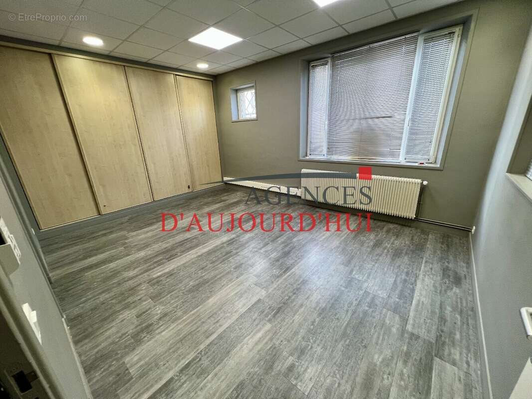 Commerce à VILLERS-BOCAGE