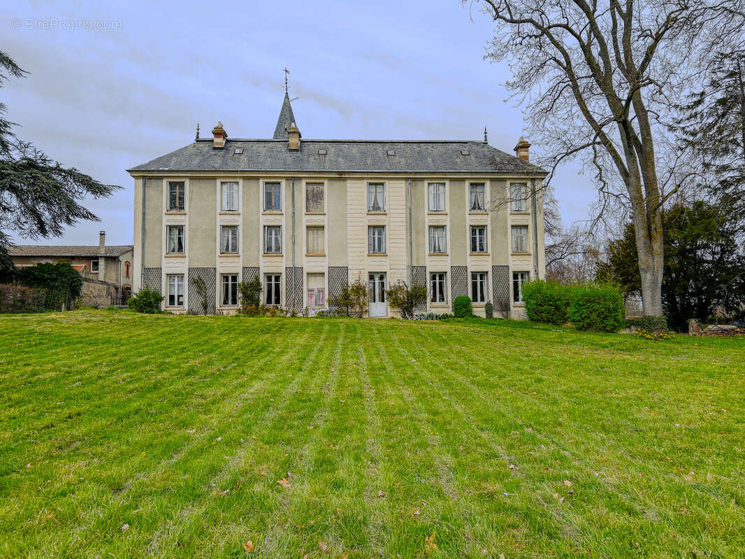 Maison à SURY-LE-COMTAL