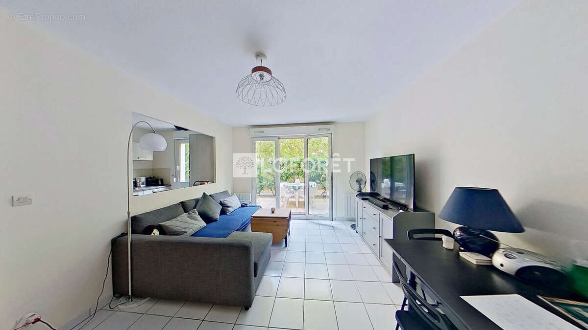 Appartement à LYON-8E