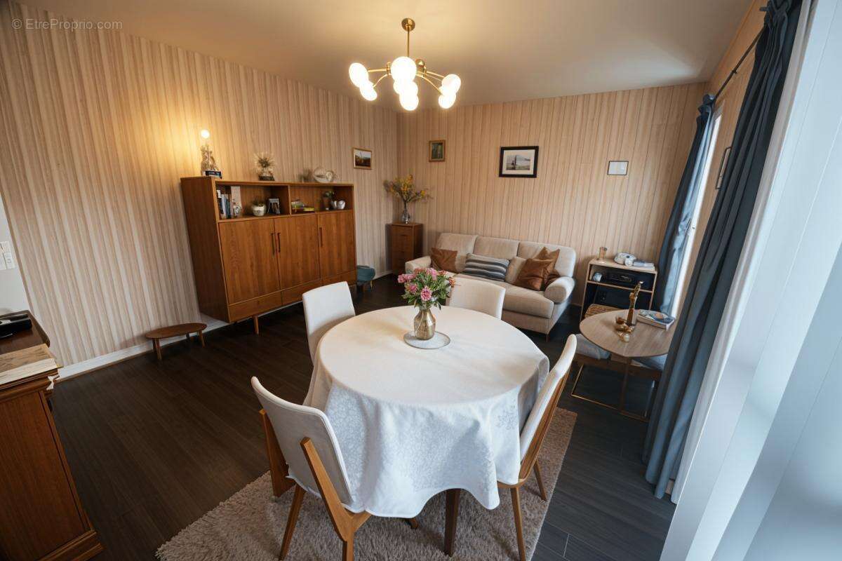 Appartement à TORCY