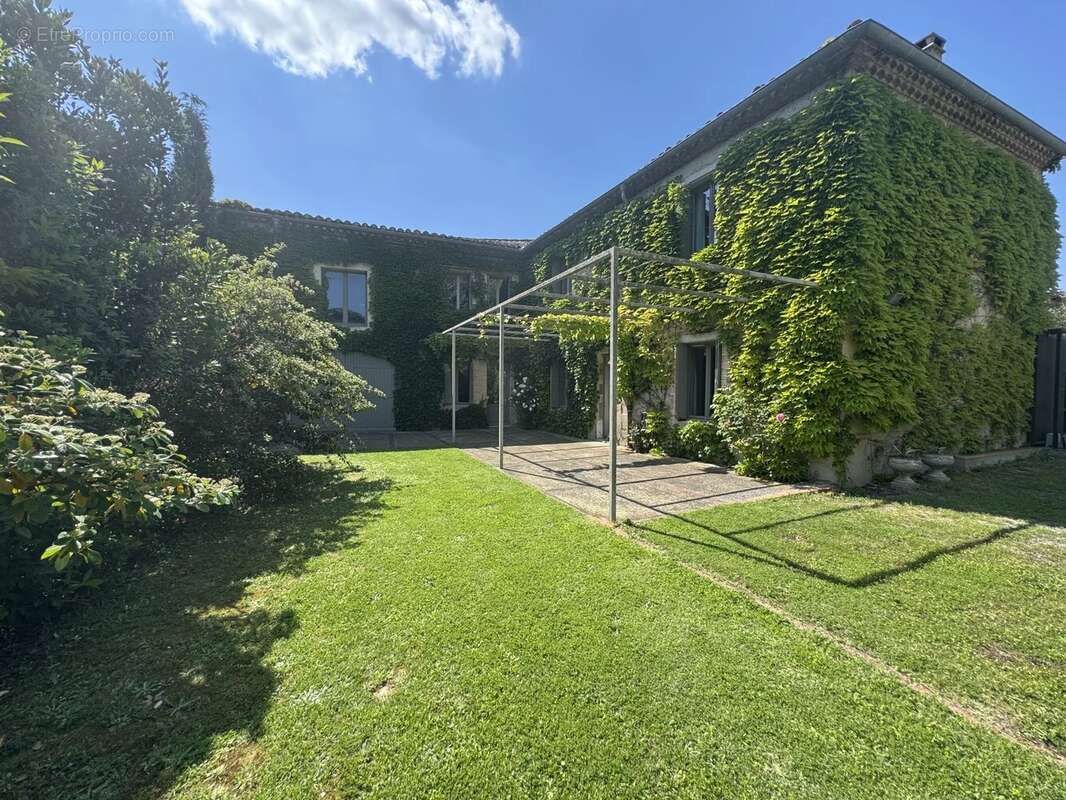 Maison à CARCASSONNE