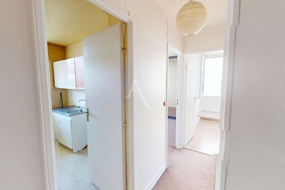 Appartement à PARIS-10E
