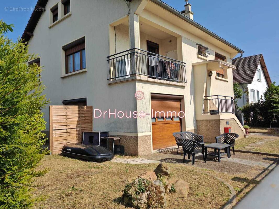 Appartement à LES MUREAUX