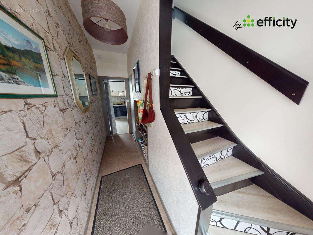 Maison 98 m² à Marpent  - photo 2