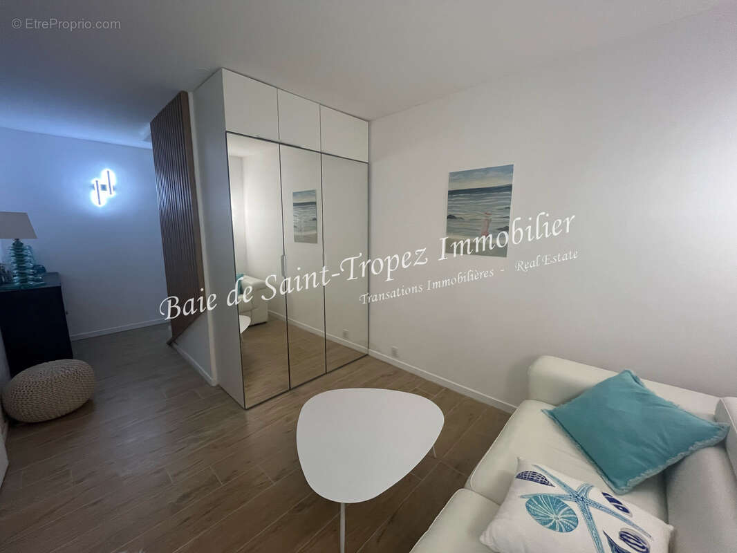 Appartement à SAINT-TROPEZ