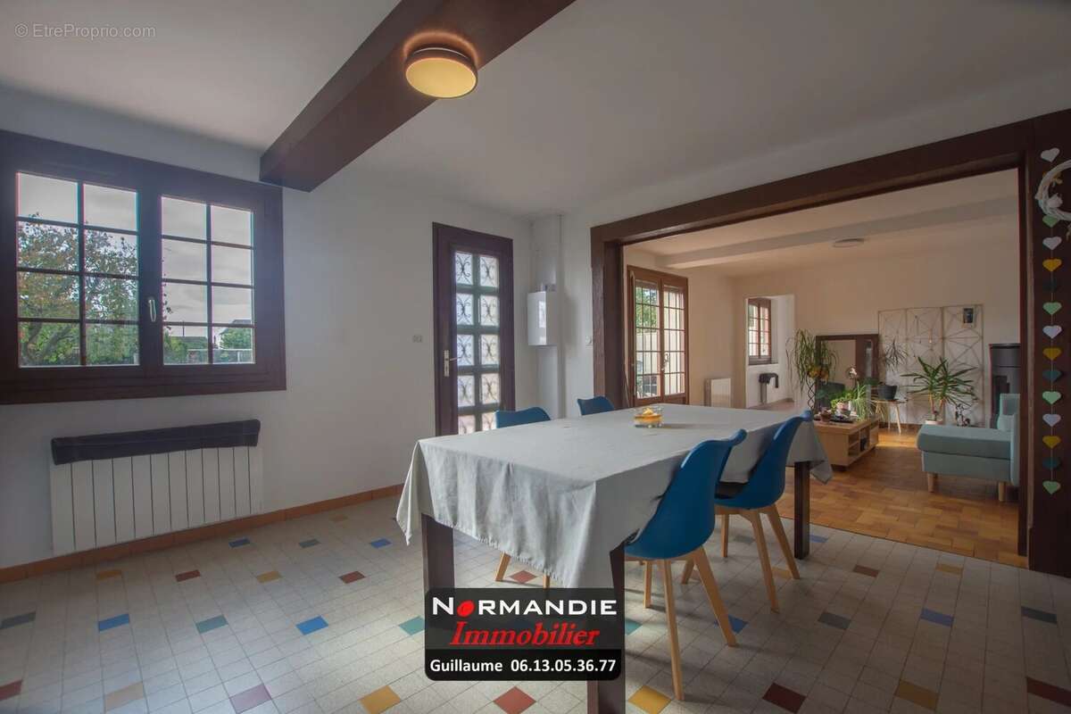 Maison à LA TRINITE-DU-MONT