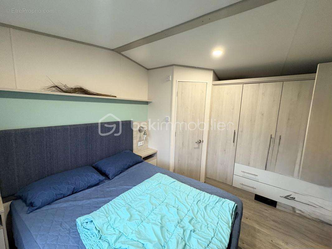 Terrain à OUISTREHAM