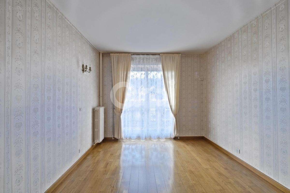 Appartement à VILLEMOMBLE