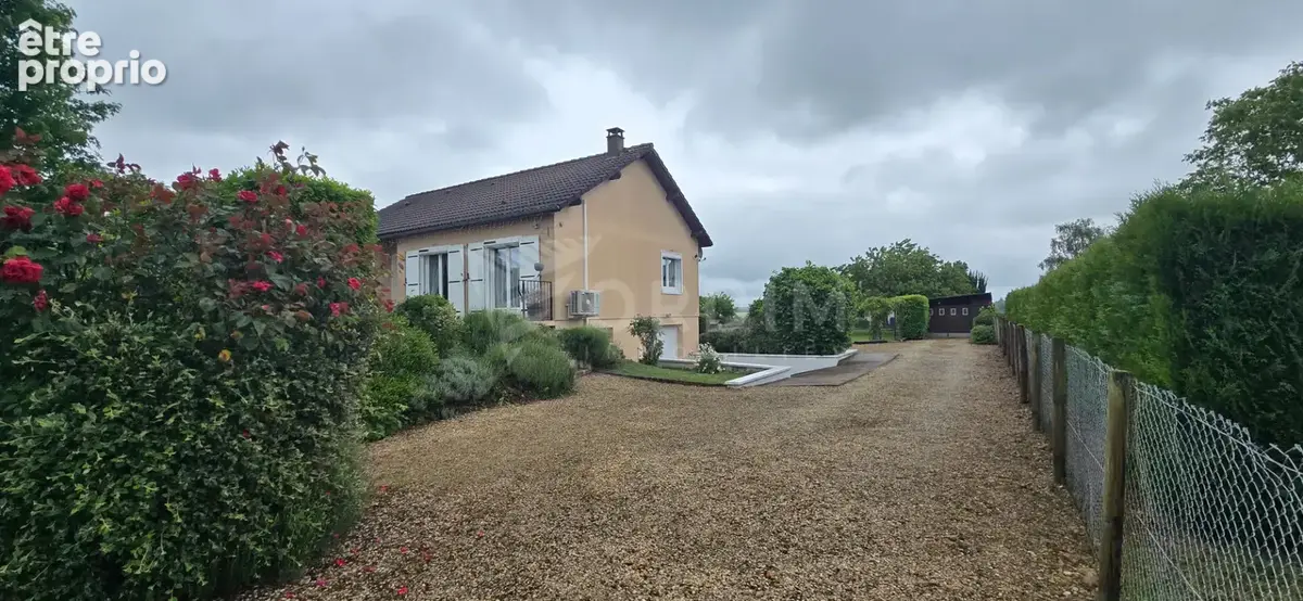 Maison à NEUVY-SUR-LOIRE