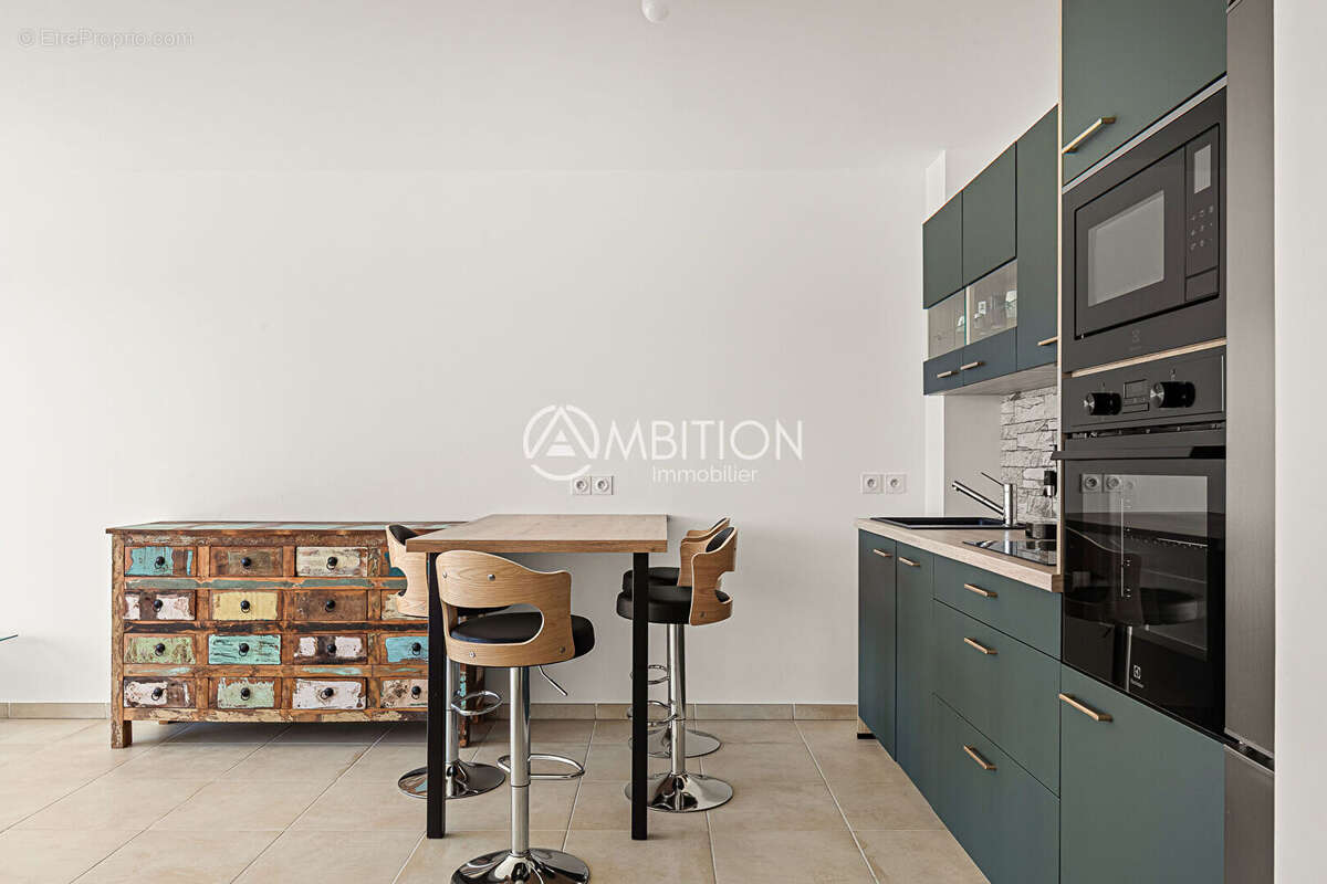 Appartement à PUGET-SUR-ARGENS