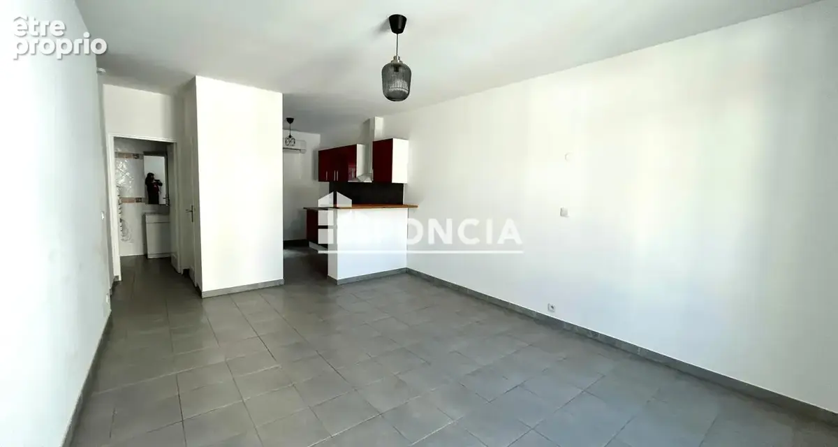 Béziers - Charmant T3  - 57 m2 - avec double balcon, parking et climatisation réversible - photo 4