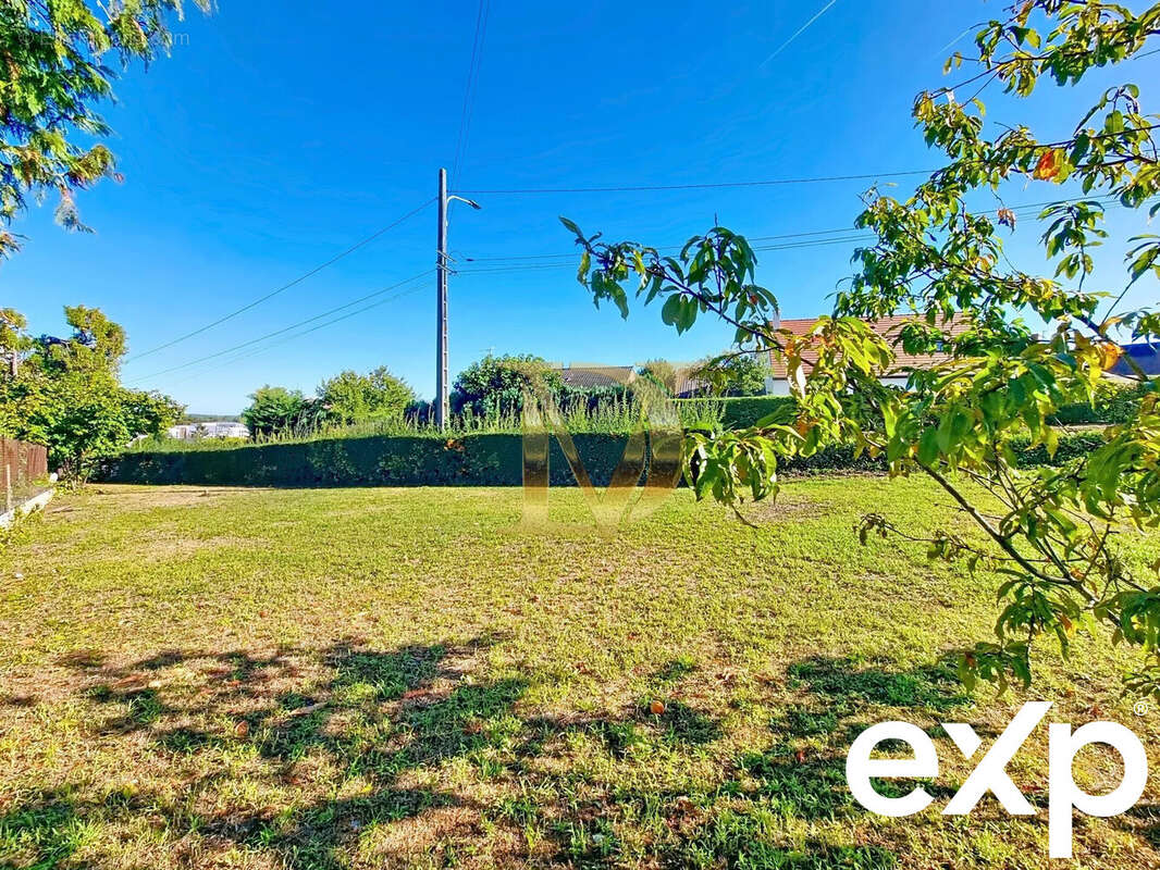Maison à MONTLOUIS-SUR-LOIRE