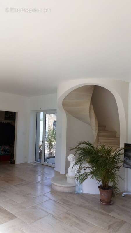 Maison à VELARS-SUR-OUCHE