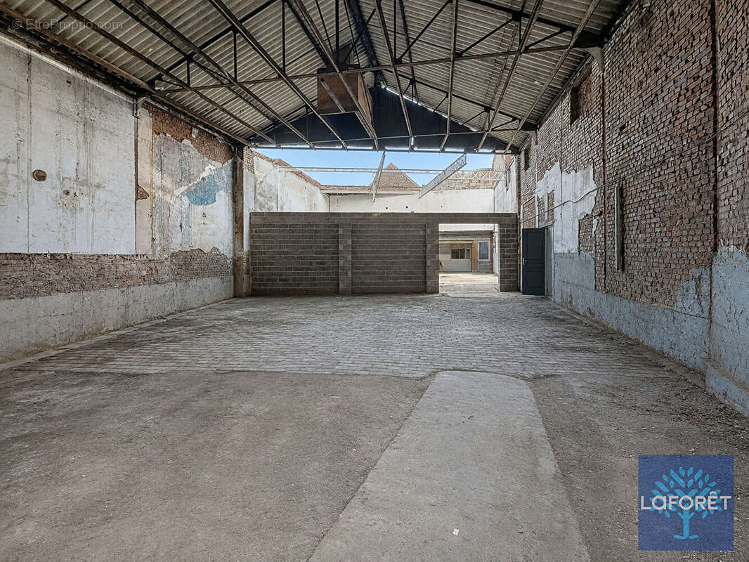 Maison avec nombreuses dépendances Escaudain - photo 12