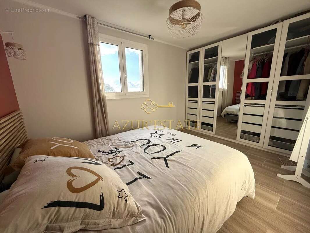 Appartement à MENTON