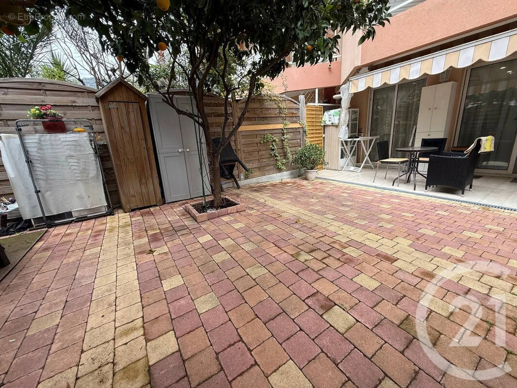 Appartement à ROQUEBRUNE-CAP-MARTIN