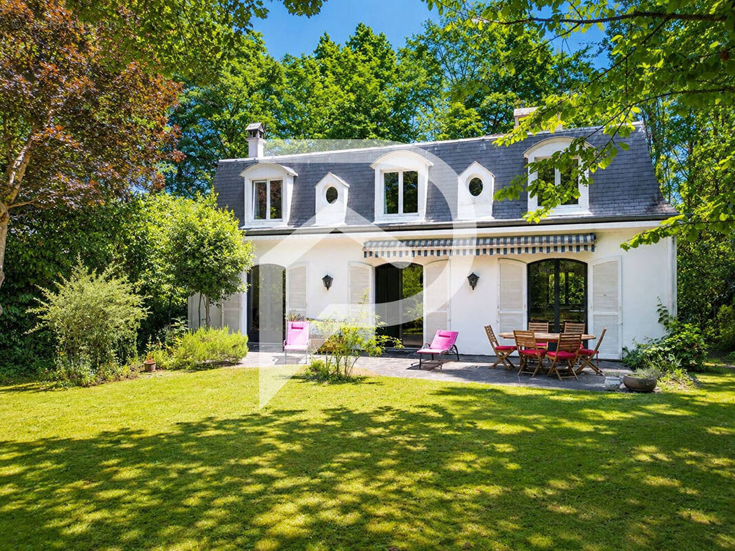 Maison à L'ETANG-LA-VILLE