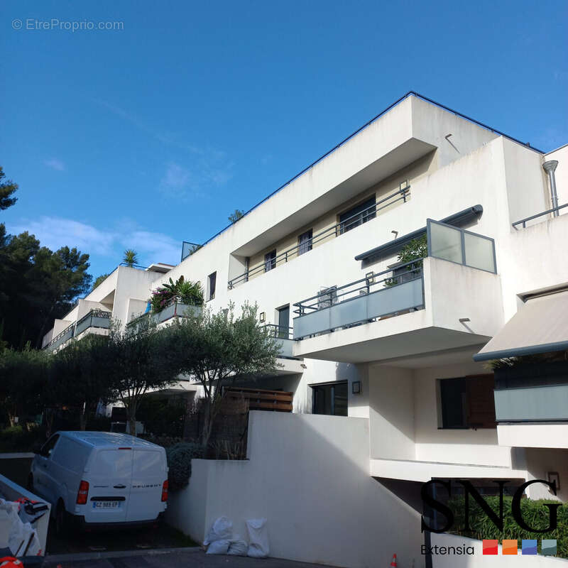 Appartement à HYERES