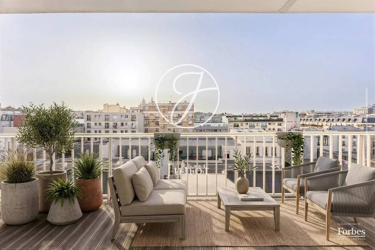 Appartement à PARIS-18E