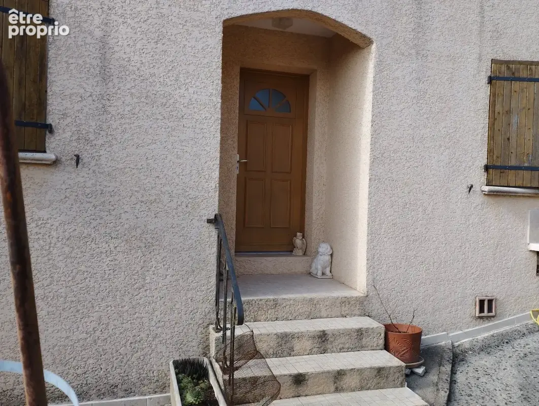 Villa de 2011 de 88 m² sur 234 m² avec garage - photo 2