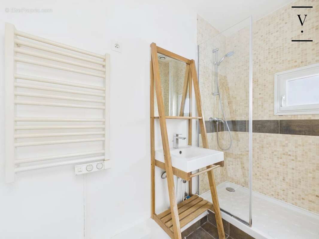 Appartement à PARIS-3E