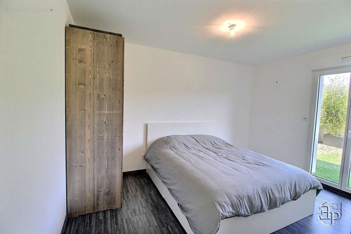 Appartement 77 m² à Saint-Julien-En-Genevois  - photo 5