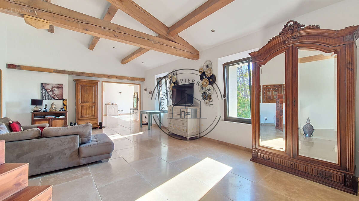 Maison à CHEVAL-BLANC