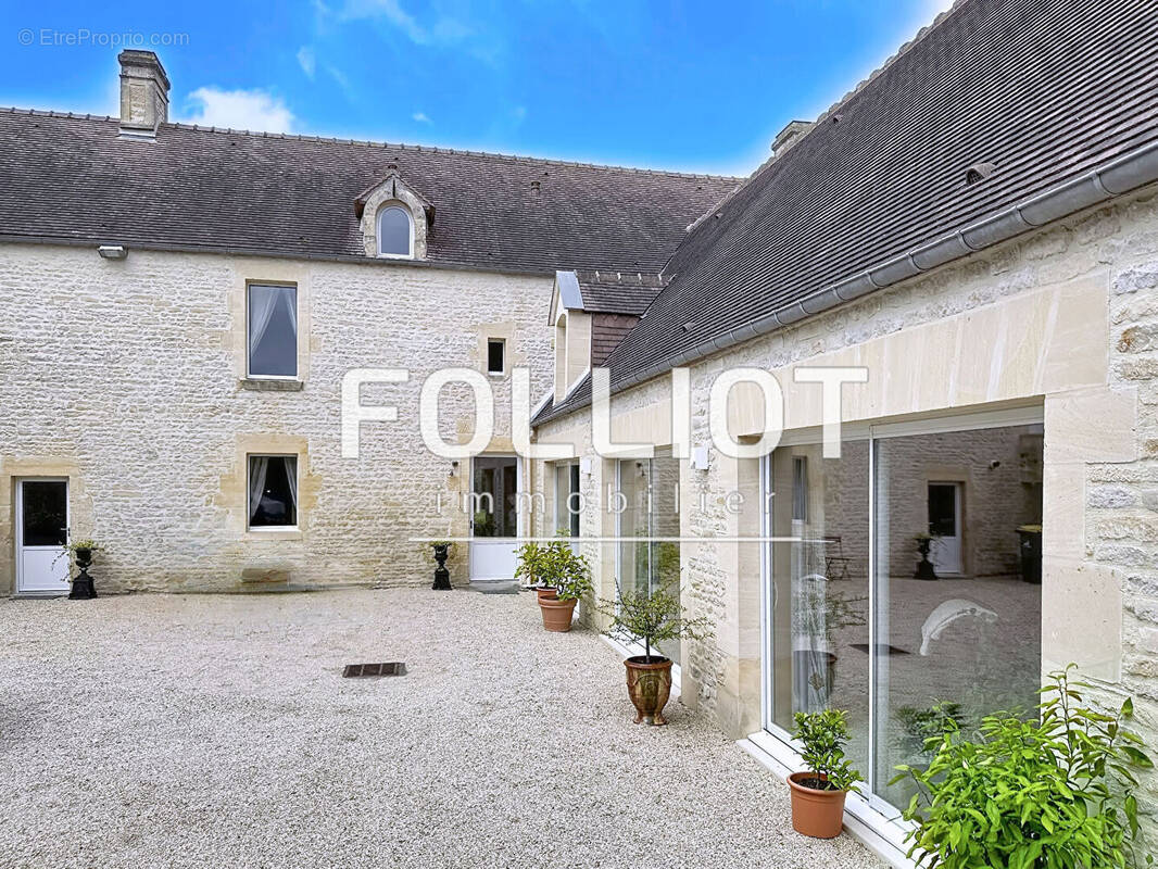 Maison à CREULLY