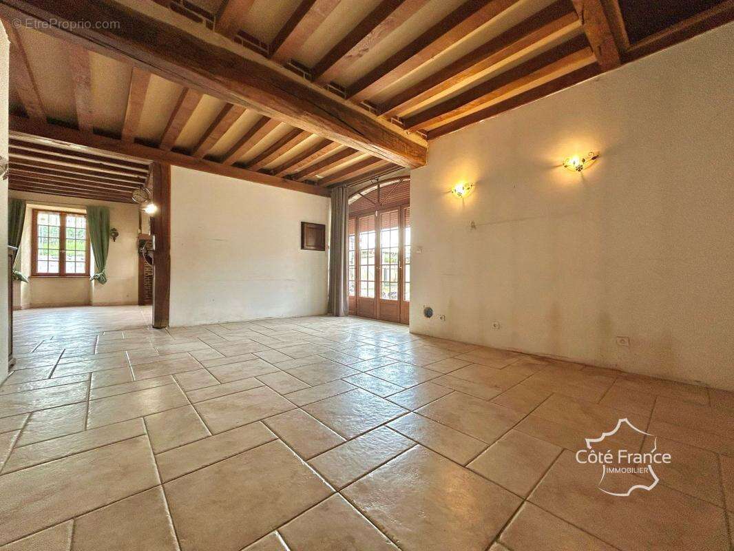 Maison à SENAN